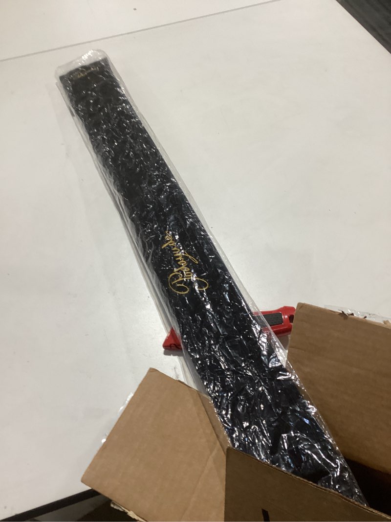 Condition photo showing Good Condition for PODAYUDE Carbon Fiber Pool Cue, 12.5mm Tip Low Deflection Billiard Cue Sticks Pool Sticks, 58"" Pool Cues with Velvet Bag, 19-19.5oz, Grey