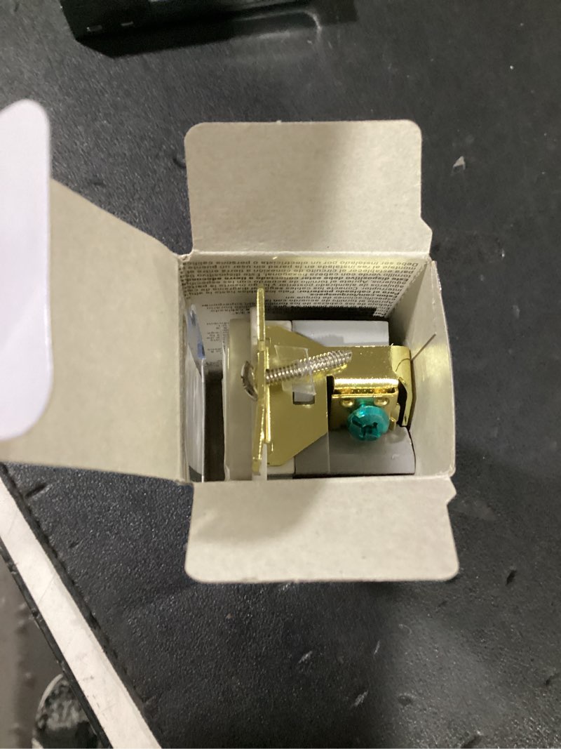 Condition photo showing Good Condition for eaton 20-amp 3-way rocker light switch, white