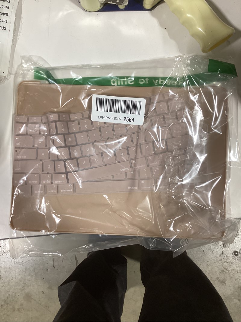 Condition photo showing Good Condition for MOSISO Compatible with MacBook Air 13 inch Case 2022 2021 2020 2019 2018 Release A2337 M1 A2179 A1932 Touch ID, Plastic Hard Shell Cover&Keyboard Cover for MacBook Air 13.3 inch Case, Camel