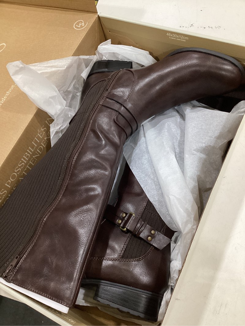 Condition photo showing New/Like New for lifestride x-anita | casual boots 10 dark chocollate