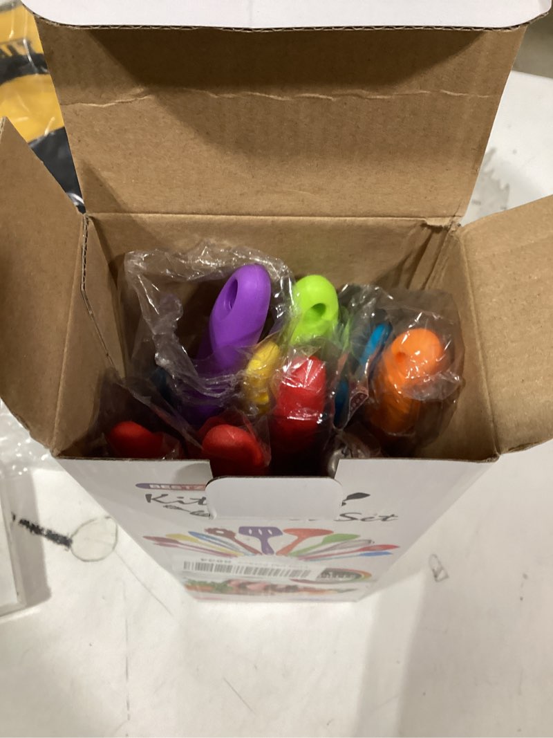 Condition photo showing Good Condition for Kitchen Utensil Set - 11 Cooking Utensils - Colorful Silicone Kitchen Utensils - Nonstick Cookware with Spatula Set - Colored Best Kitchen Tools Kitchen Gadgets(Multi) Multicolor