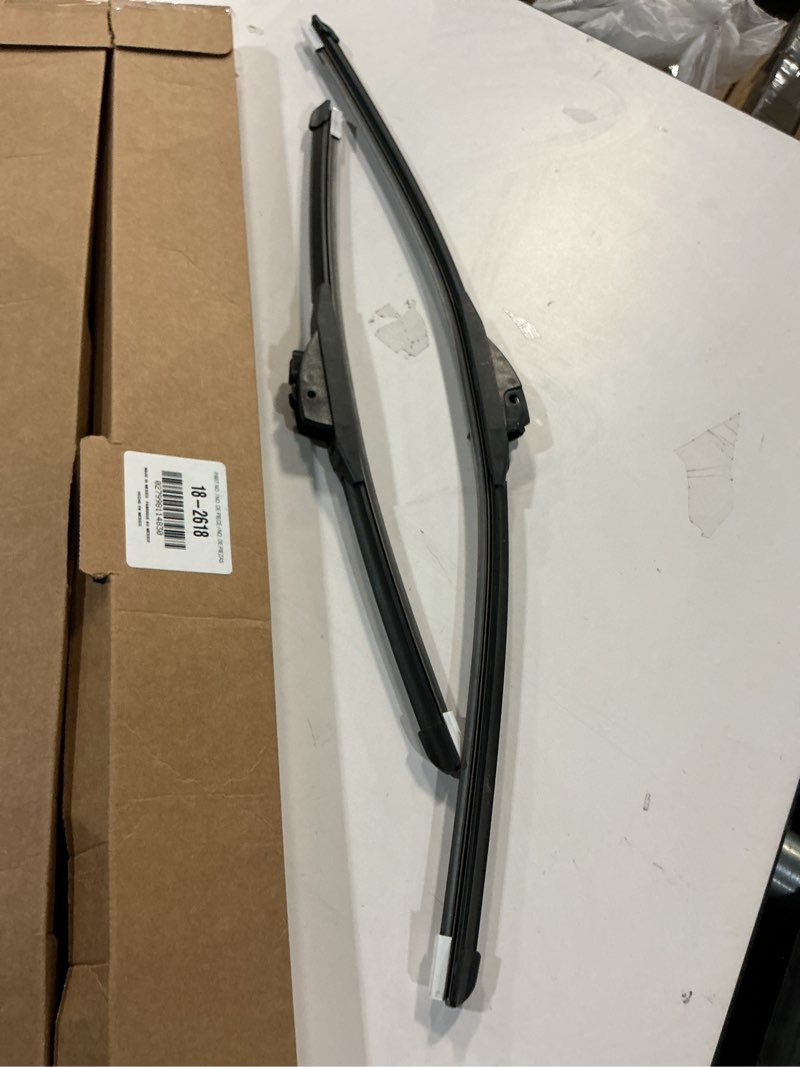 Condition photo showing Good Condition for TRICO Gold™ (18-2618) 26 & 18 Inch Pack of 2 Automotive Replacement Windshield Wiper Blades for My Car Super Premium All Weather Beam Blade for Select Vehicle Models 26" + 18" Pair Pack Premium