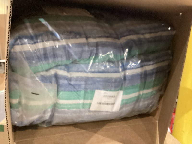 Condition photo showing Good Condition for Poppy & Fritz - Twin Comforter Set, Breathable Cotton Bedding with Matching Sham, Medium Weight for All Seasons (Alex Blue, Twin)