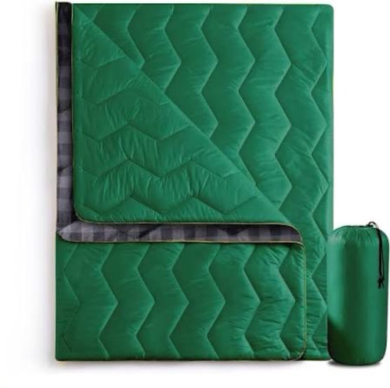 UNIKOME Waterproof Puffy Camping Blanket - Lightweight Packable Outdoor Quilt with Corner Loops, War