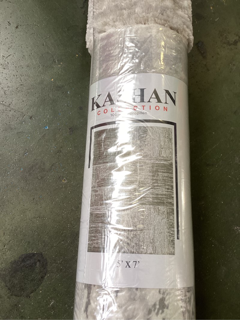 Kashan area rug size:5x7