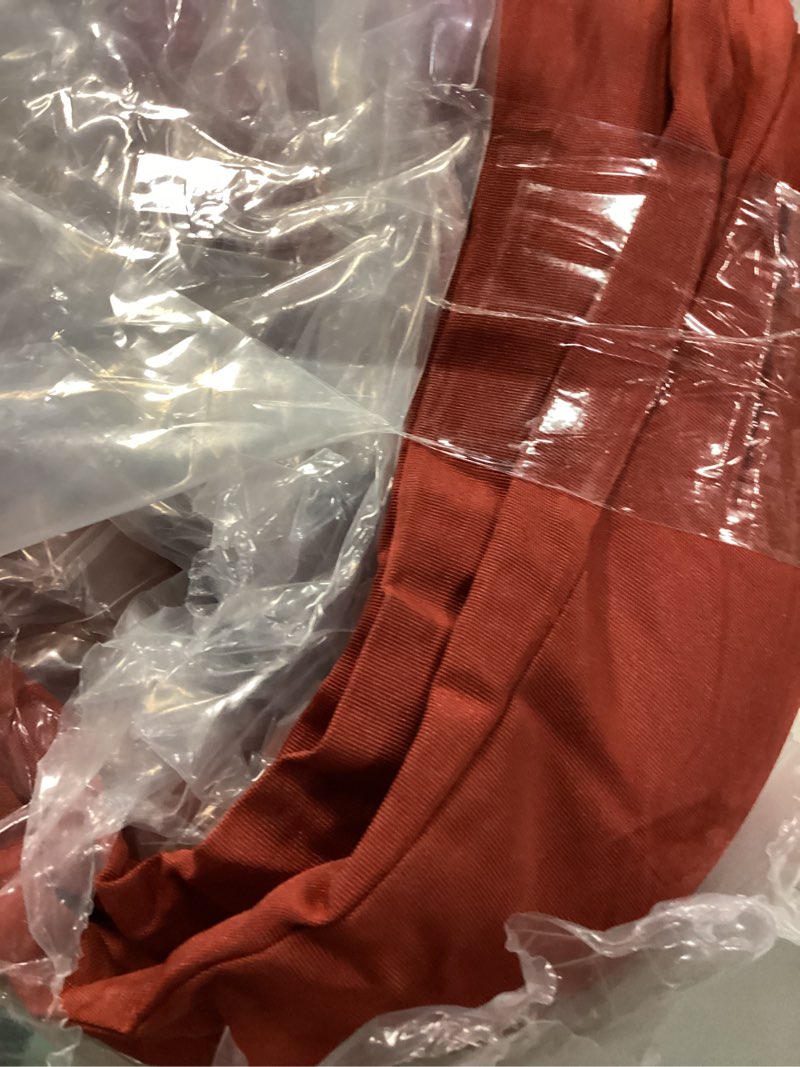 Condition photo showing Good Condition for basic beyond outdoor chair cushions set of 6, square corner outdoor cushions for patio furniture, water resistant patio chair cushions with 2 ties, 18.5x16x3, brick red 01 - brick red 18.5"x16"x3"(pack of 6)