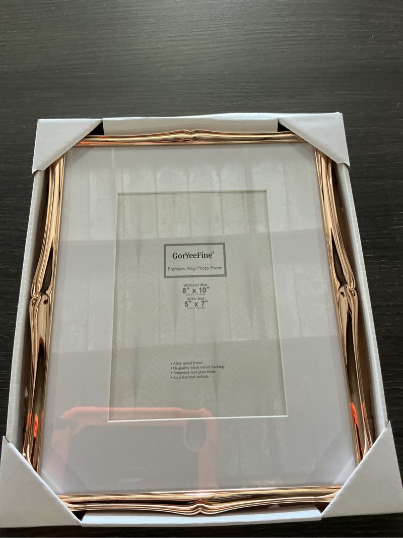 Condition photo showing New/Like New for 8x10” gold frame 