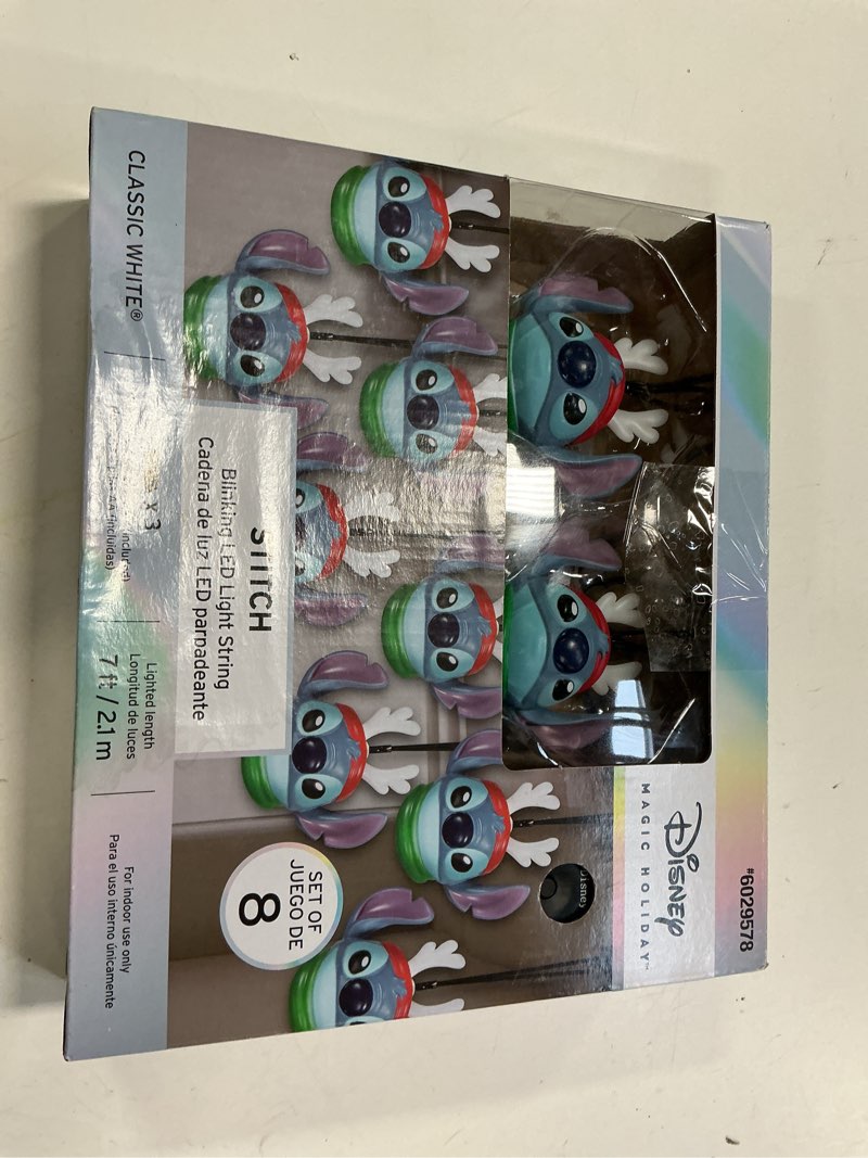 Condition photo showing As Is for 6029578 blinking led light string 