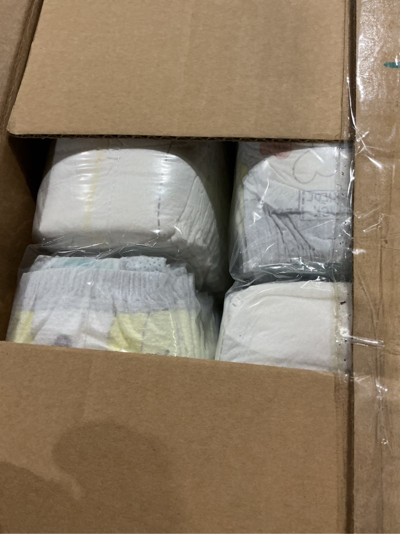 Condition photo showing Good Condition for Pampers Swaddlers Diapers Size 4  150 Count (Select for More Options)