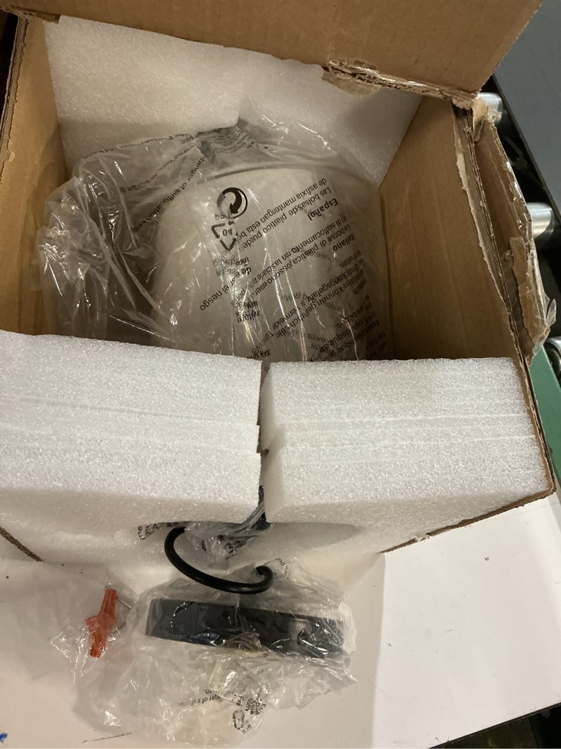 Condition photo showing Good Condition for Modern Glass Pendant Lighting for Kitchen Island, Farmhouse Black and Gold Pendant Light Fixtures 1 Pack, Adjustable Hanging Ceiling Light Angled Clear Glass Shades 8 Inch Black Gold Clear Glass-1 Pack