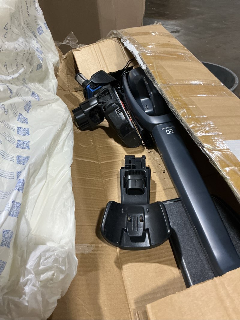 Condition photo showing Good Condition for Electrolux WellQ7 Stick Cleaner Lightweight Cordless Vacuum with LED Nozzle Lights, Turbo Battery Power, Motorized Bristle Nozzle for Carpets and Hard Floors, in Denim Blue