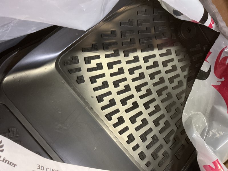 Condition photo showing Good Condition for rizliner fiat 500x 2016-2023 floor mats 3d custom fit compatible with fiat rubber car mats laser measured floor liners all weather heavy duty waterproof odorless non-slip tpe (front & rear, black) 500x 2016 - 2023