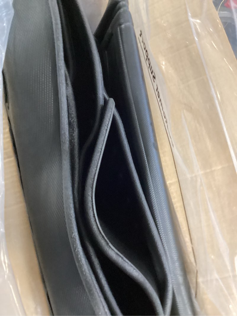 Condition photo showing Good Condition for floor mats for 2015-2018 2019 ford explorer accessories 5pcs, cargo mat custom tpe all weather protection full coverage trunk liner & floor liner car accessories for 2015-2019 explorer full set mat