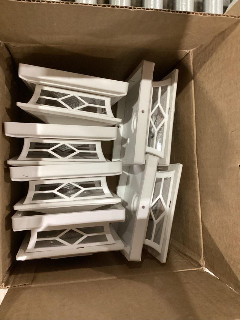 Condition photo showing Good Condition for APONUO 4x4 Solar Post Cap Lights, 6 Pack 2-Modes Bright 5x5 Vinyl Fence Post Caps Solar Lights Auto On Off, Outdoor Waterproof Garden Patio Fence Deck Patio Decor for 4x4 5x5 6x6 Wood & Vinyl Posts White 6