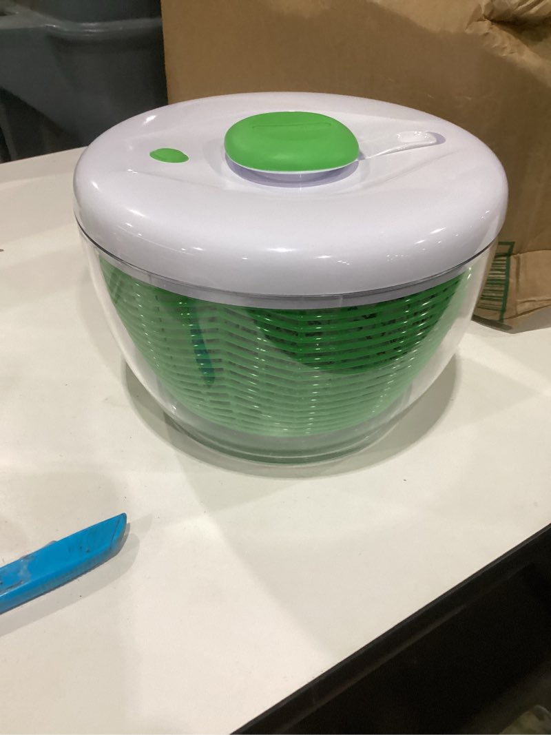 Condition photo showing Good Condition for Farberware Easy to use pro Pump Spinner with Bowl, Colander and Built in draining System for Fresh, Crisp, Clean Salad and Produce, 6.6 quart, Green Green 6.6 quart