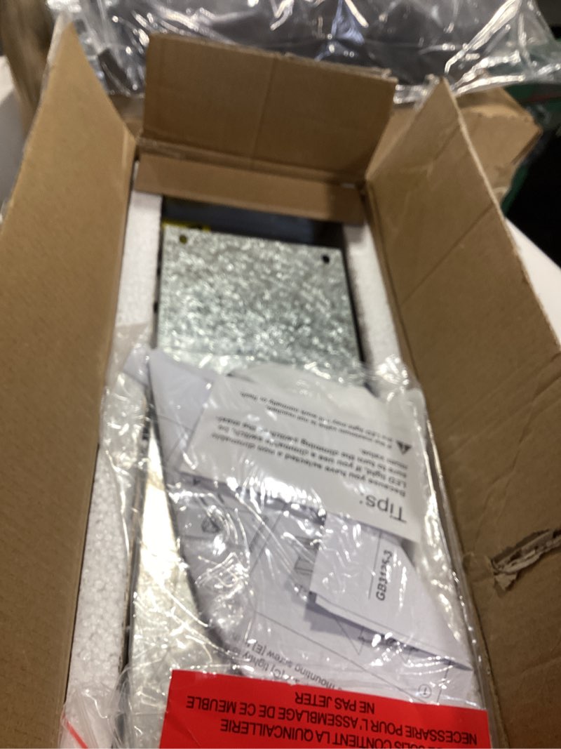 Condition photo showing Good Condition for modern led small bathroom lights fixtures 3-light,stainless steel chrome acrylic wall lighting,vanity lights for bathroom over mirror 6000k 16in 16.14 in chrome