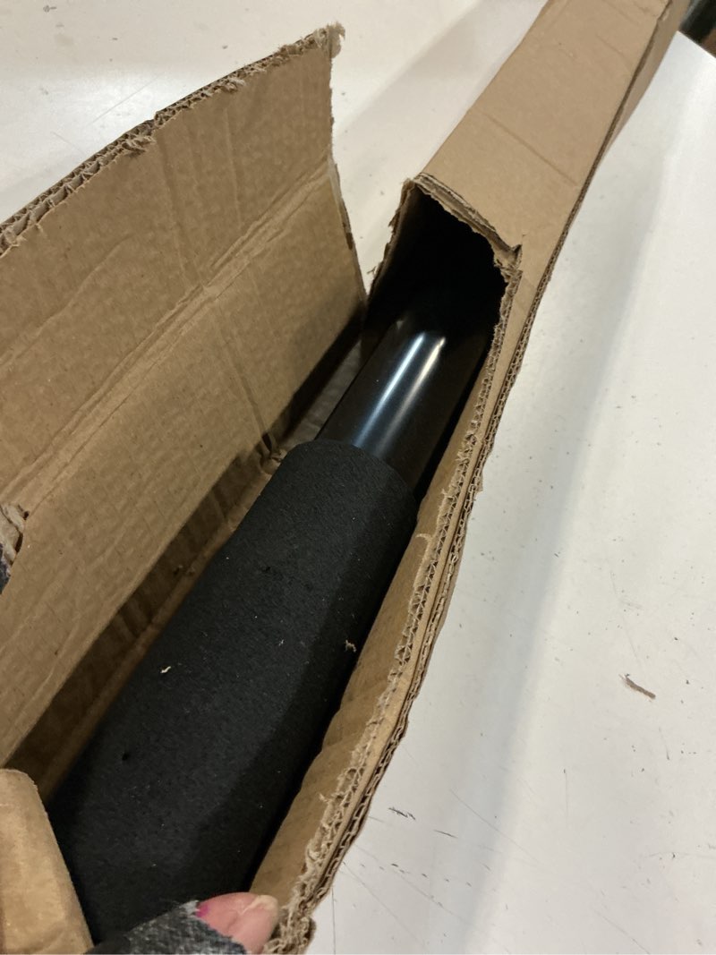 Condition photo showing Good Condition for 28ft reach telescopic extension pole, 5-20ft multi-purpose extendable pole with universal twist-on metal tip, lightweight sturdy aluminum paint roller extension pole for painting, dusting and cleaning 5-20ft black
