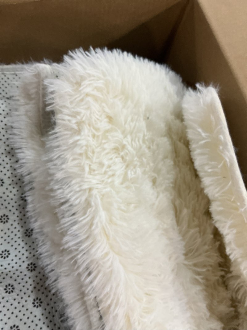 Condition photo showing Good Condition for OLANLY Area Rugs for Living Room Bedroom, Machine Washable 4x5.9 ft Soft Fluffy Shaggy Bedside Rug, Indoor Floor Carpet for Kids Girls and Boys, Dorms, Nursery Rooms, Home Decor Aesthetic, Ivory 4x5.9 ft Ivory