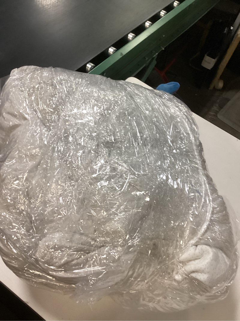 https://lotting-media.assets.bidfta.com/lotting_c919bfd4-d083-4998-acb6-8d50d1f80c4a