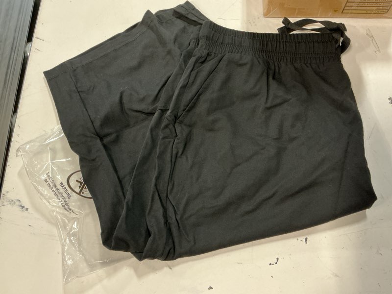 Condition photo showing New/Like New for cadmus women s 15   long bermuda shorts below the knee capri sweatpants loose comfy athletic shorts with pockets black x-large