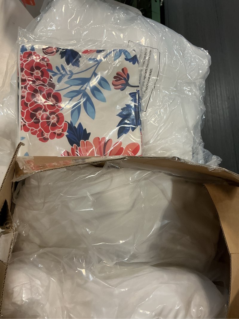 Condition photo showing New/Like New for lvtxiii outdoor throw pillows 18x18 patio waterproof square pillows with piping fade resistant accent pillow for spring summer garden decoration, set of 2, red chrysanthemum 18\" x 18\" (pack of 2) red chrysanthemum