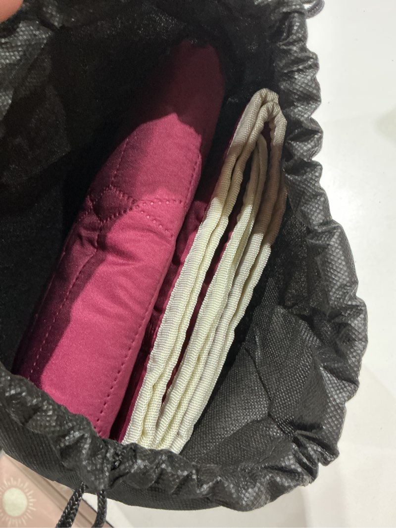 Condition photo showing Good Condition for golf cart seat cover, universal bench seat cover with storage pockets, non-slip seat protector for golf cart, fits ezgo club car yamaha, easy install burgundy without ears?51"x 30.5"