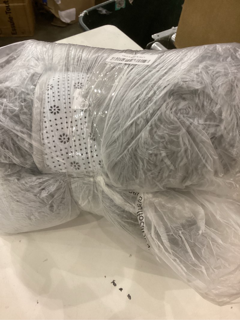 LOCHAS Luxury Round Fluffy Area Rugs for Bedroom Kids Girls Room Nursery, Super Soft Circle Rug, Cut