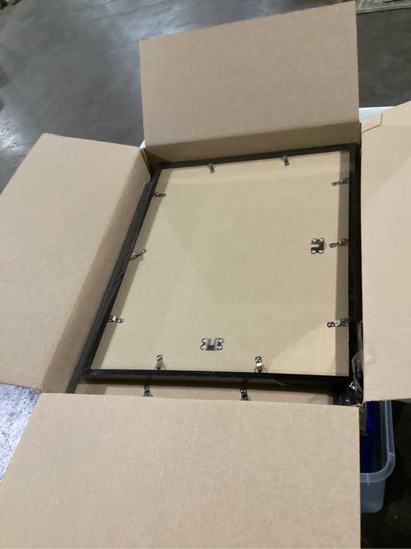 Condition photo showing As Is for Parts only.. Golden State Art, 11x14 Photo Frame With Mat for Pictures 8x10 and Real Glass (Black With Antique Gold Trim - White Color Mat, 1.25 Inch Frame Border) 11x14 Black With Gold Trim