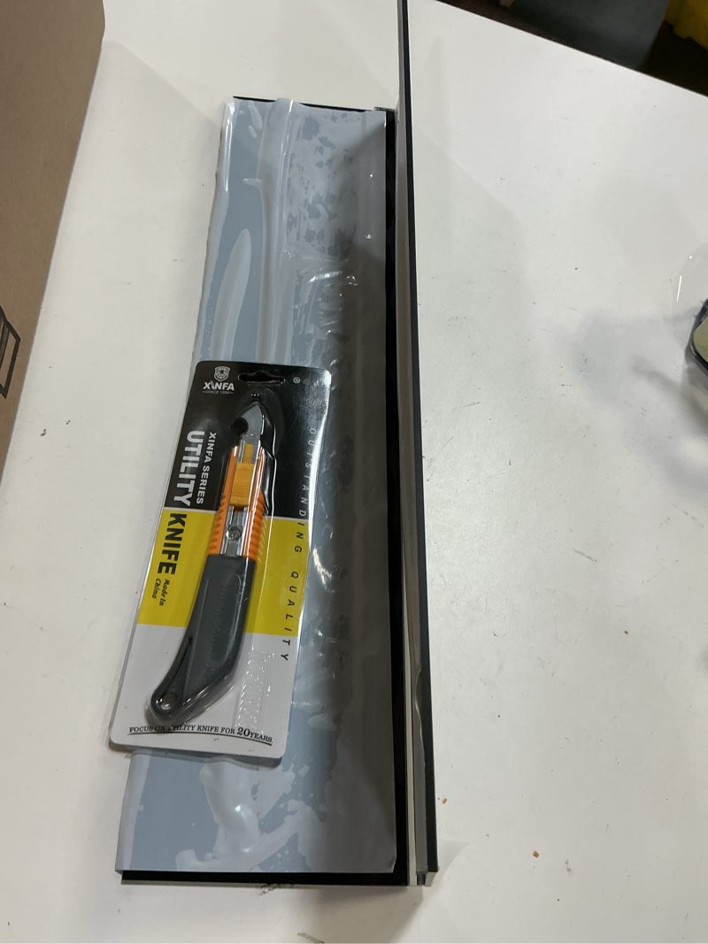 Condition photo showing Good Condition for Sieral Aquarium Polycarbonate Canopy Set 29 x 11.38 x 0.12 Inch for 20/29/37 Gallon Without Center Brace Aquariums Cover Fish Tank Lid with a Hook Knife, Black Black 30 x 12 Inch