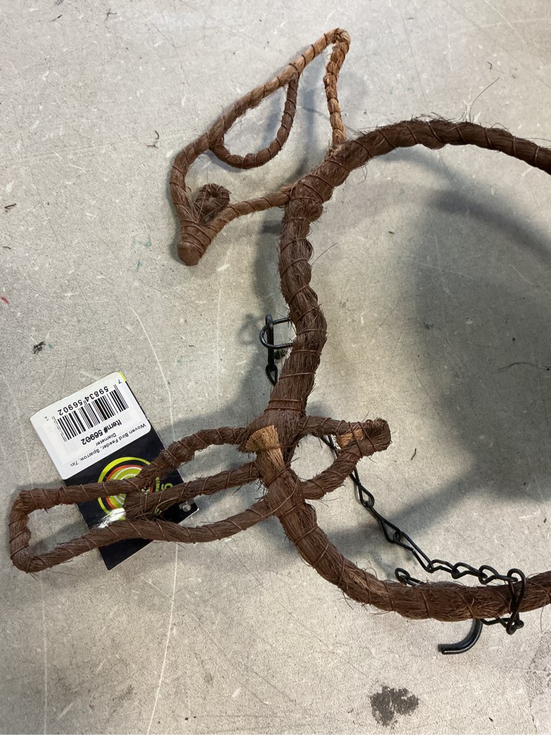 Condition photo showing New/Like New for Super Moss (56902) Woven Bird Feeder, 7", Sparrow (B01C5RTZ9W)