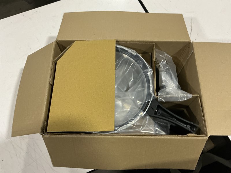 Condition photo showing Good Condition for prestige popular aluminium pressure cooker, 7.5 liters
