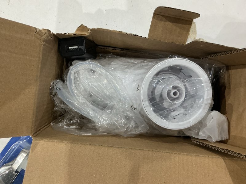 Condition photo showing Good Condition for primo white water bottle pump