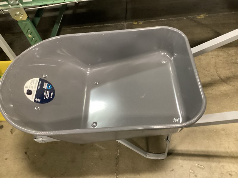 Condition photo showing Good Condition for project source 5.5-cu ft 1-wheel steel push wheelbarrow