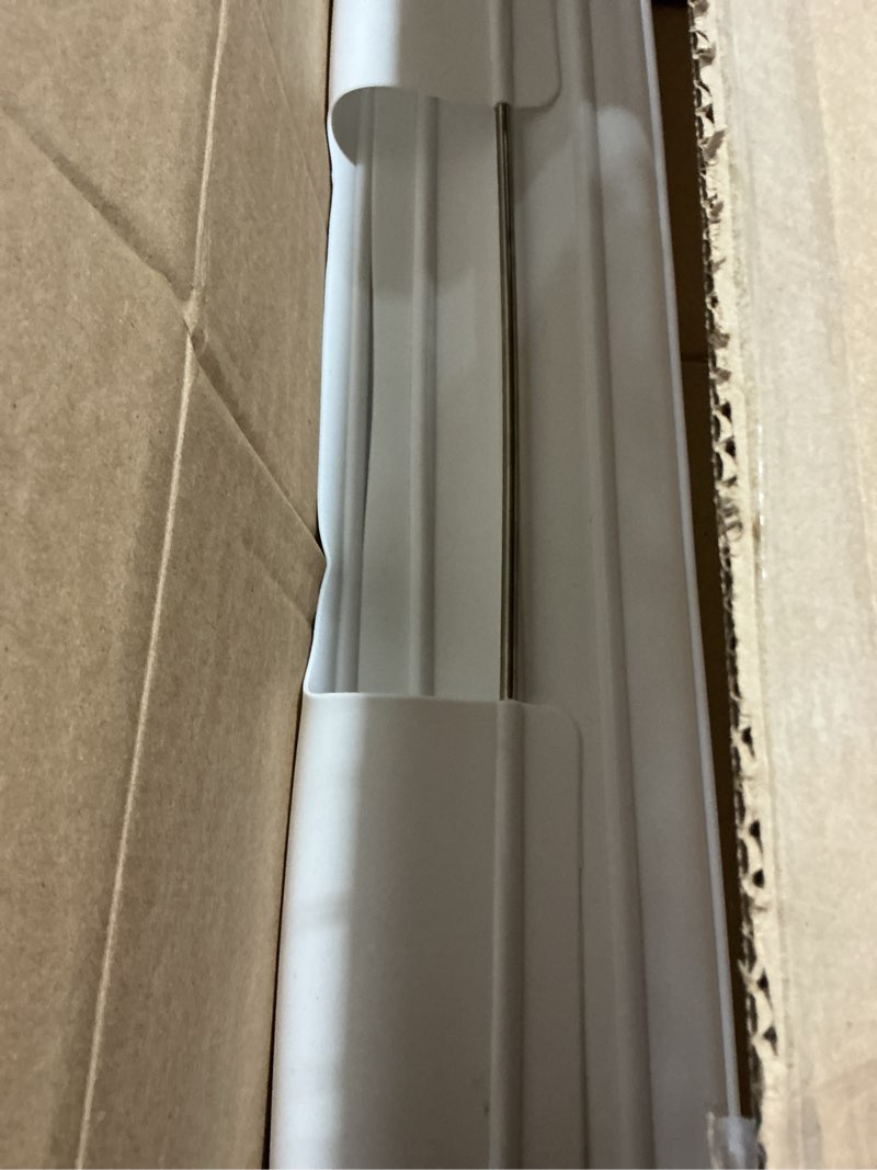 Condition photo showing Good Condition for Maplefield Bathroom Sink Cover & Silicone Makeup Mat - White, 22 x 2 x 2 In - Heat Resistant to 400°F - Foldable Roll-Up Design with Raised Ridges - Space-Saving Countertop Mat White Large