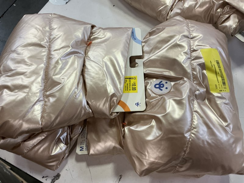 Condition photo showing Good Condition for oodles white quilted puffer bubble hem fall dog jacket, medium