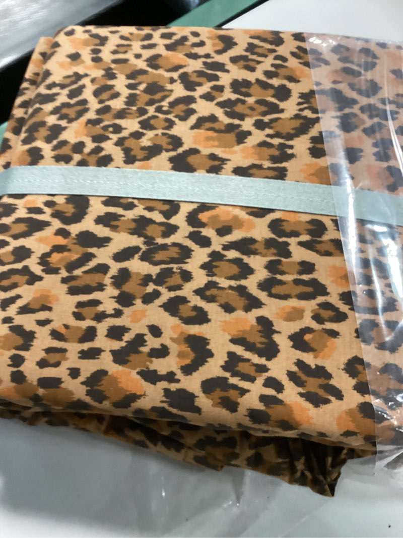 Condition photo showing Good Condition for Dolores Leopard Core Duvet Cover Set – On Sale Now with Up to 26