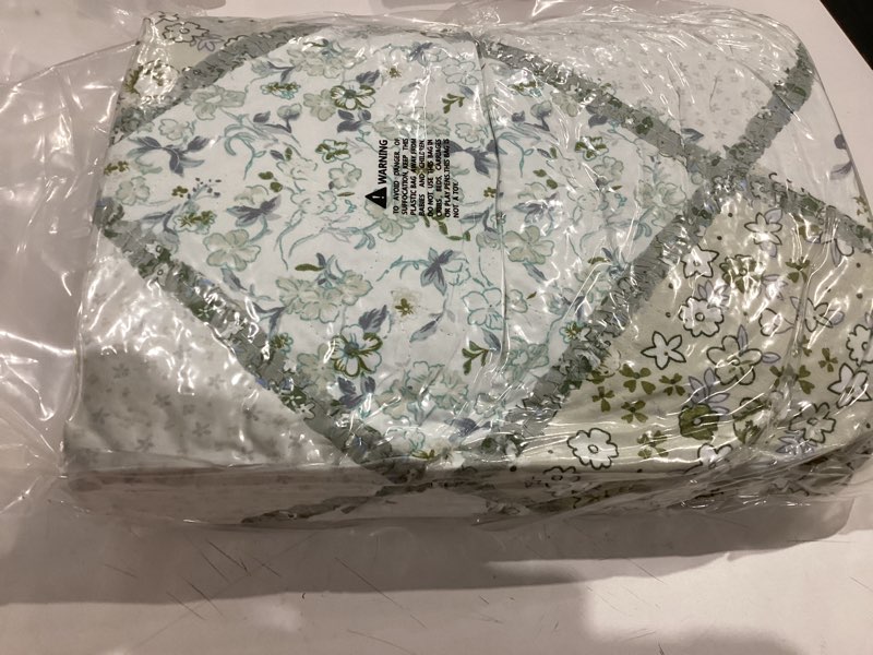 Condition photo showing Good Condition for Patchwork Quilt Set Queen Size, 3 Pieces Floral Plaid Bedspreads Coverlet, Soft Microfiber Lightweight Bedding Set for All Season,Gray Green Gray Green Queen