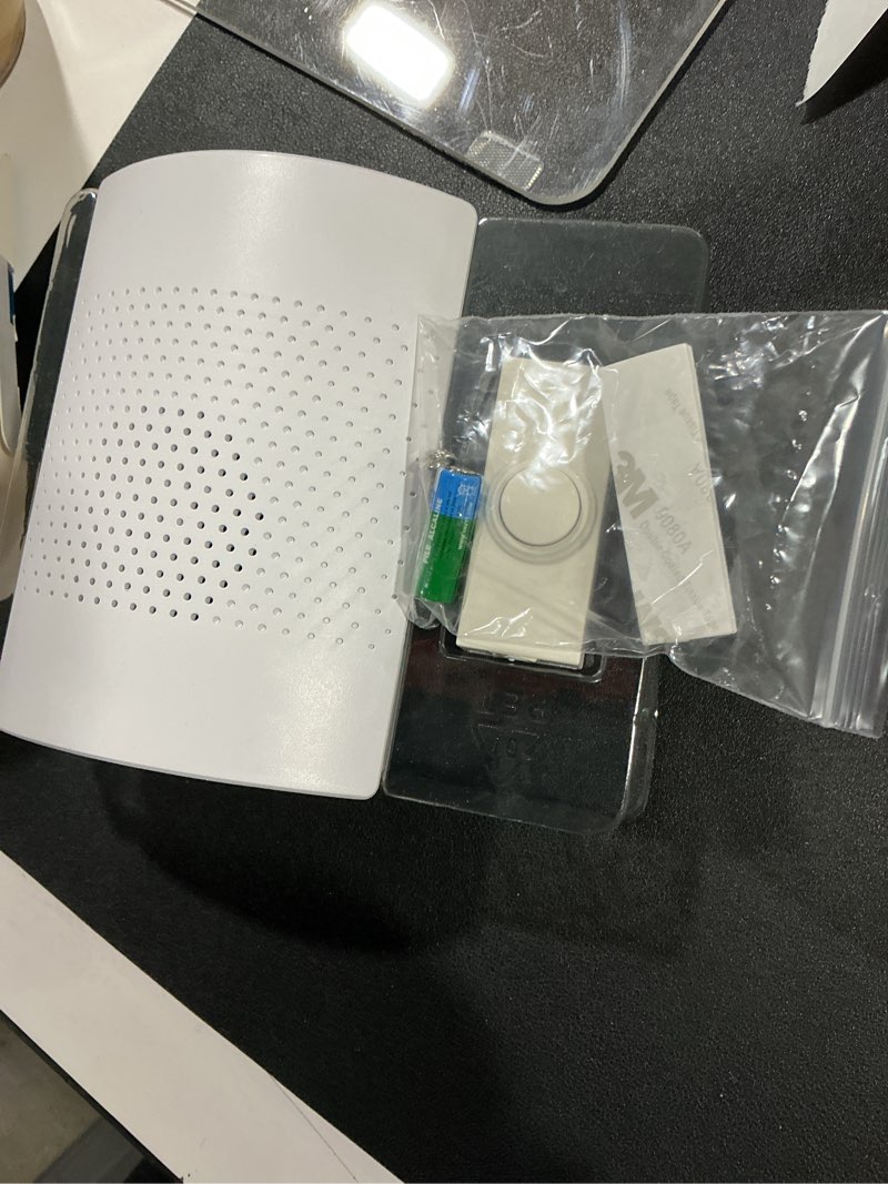 Condition photo showing Good Condition for (Similar) Utilitech Wireless Plug-In Door Chime Kit with Molded Plastic Cover, White 3 Chime Melodie’s 