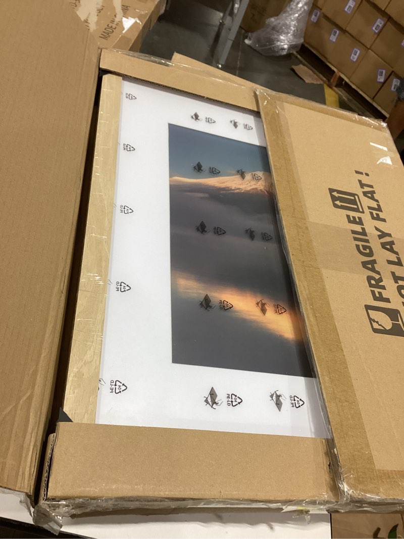 Condition photo showing Good Condition for 16x20 Poster Frame, Display Pictures 11X14 with Mat or 16x20 Without, Wall Hanging Frames, Natural Oak, 3 Pack Natural Oak 16X20