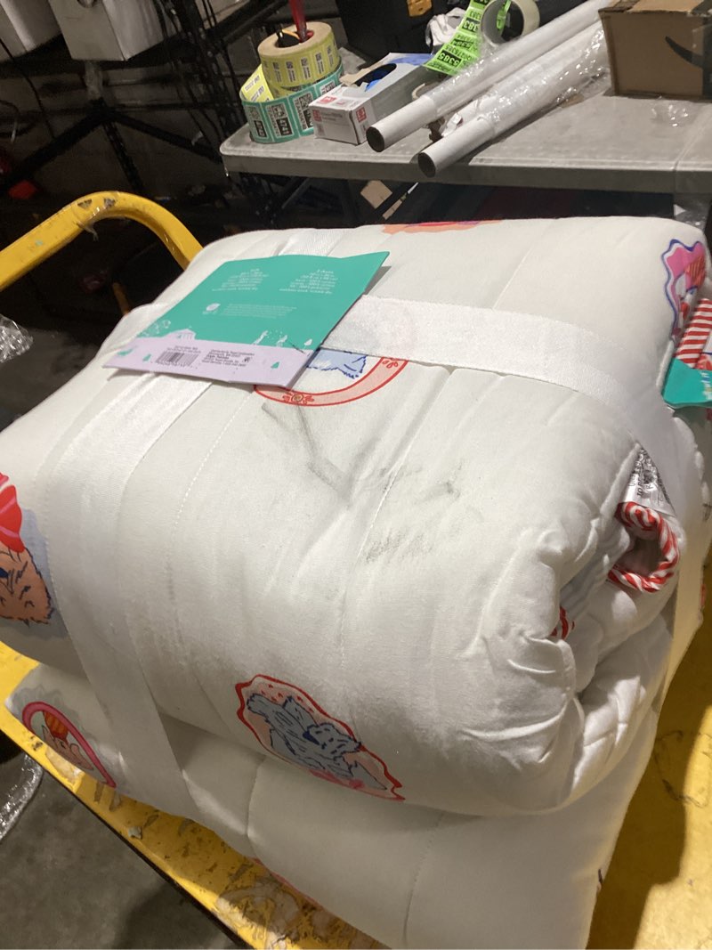 Condition photo showing As Is for full/queen patisserie pet shoppe kids' quilt set - pillowfort™
