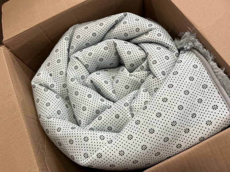Condition photo showing As Is for puremy 8x10 area rugs for living room, fluffy shag rugs for bedroom, non-slip indoor carpet for kids room, nursery, home decor, geometric, light grey/white light grey/white 8' x 10' (rectangular)