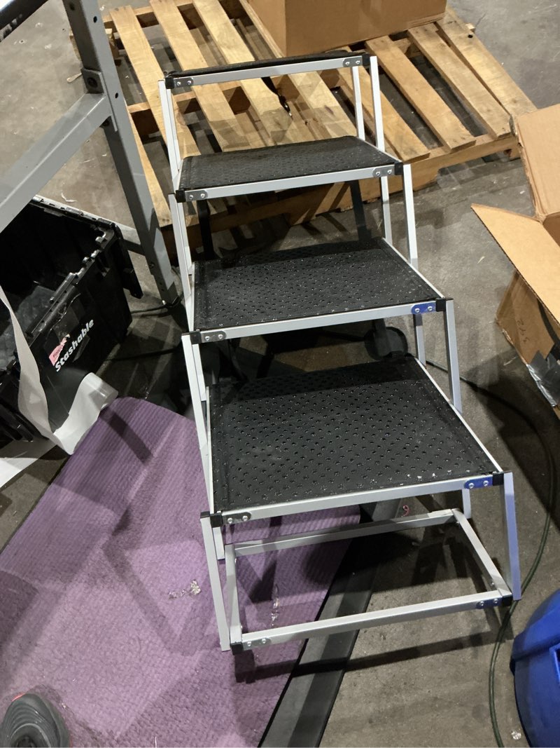 Condition photo showing Good Condition for vevor dog stair for cars wide 4-step dog car steps folding dog car ramp with nonslip surface
