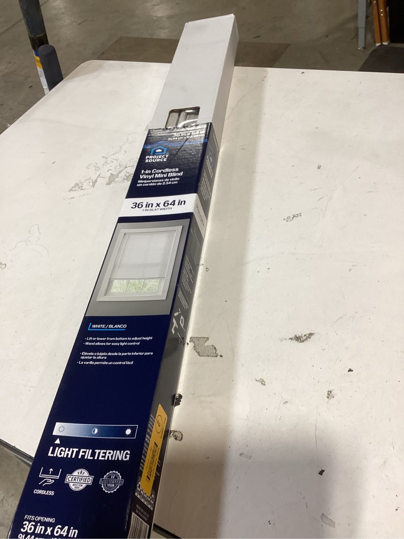  project source light filtering 1-in slat width 36-in x 64-in cordless white vinyl light filtering mini-