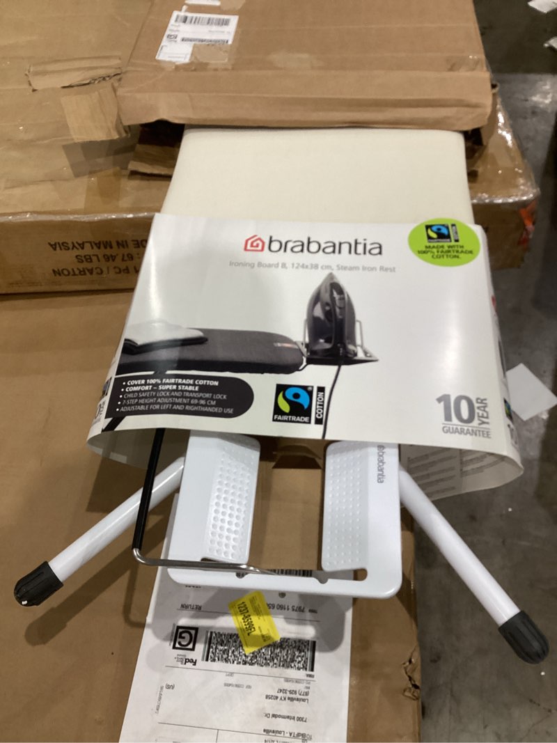 https://lotting-media.assets.bidfta.com/lotting_c9af6e0c-9b4e-4df4-ae4d-bbd24c43f9fa
