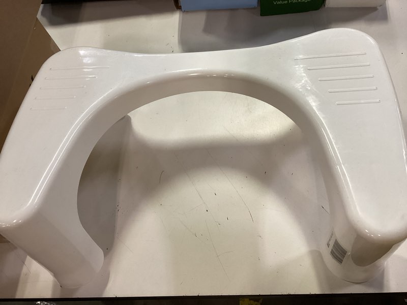 Condition photo showing New/Like New for Squatty Potty Simple Curve Bathroom Toilet Stool 7" White