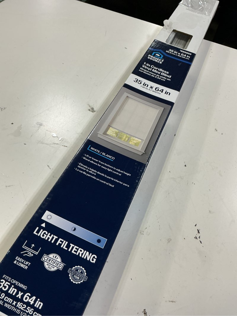 https://lotting-media.assets.bidfta.com/lotting_c9cb27b3-3277-4bf7-a5bb-761b855bcae7