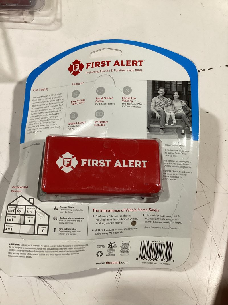 Condition photo showing Good Condition for first alert battery-powered electrochemical carbon monoxide detector