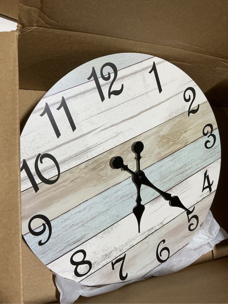 Condition photo showing Good Condition for chylin wall clock - 18 inch silent non ticking wall clocks battery operated, larger clock decorative for living room, kitchen (blue) 18 inch b-white,brown,blue