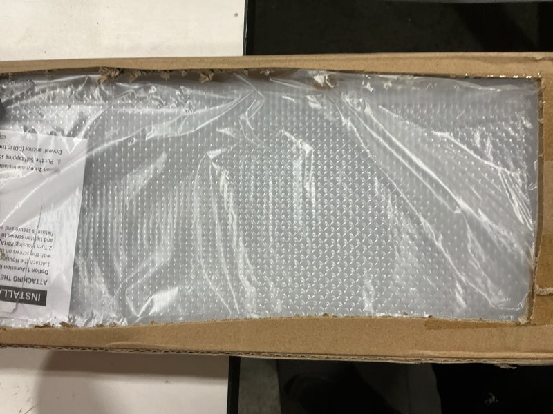 Condition photo showing Good Condition for hykolity 4FT LED Wraparound Light, 40W, 4400lm, 4000K, [2-lamp 32W Fluorescent Equiv.], 4 Foot LED Wrap Light Fixture, Flush Mount Office Ceiling Light for Garage, Office, Kitchen, ETL Listed 4000K - 40W 4FT 40W