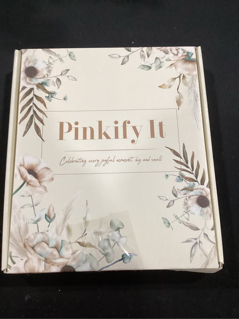 Condition photo showing Good Condition for Pregnancy Journal for Moms-to-be: A Keepsake Memory Book and Tracker for Expecting Women, Organized 